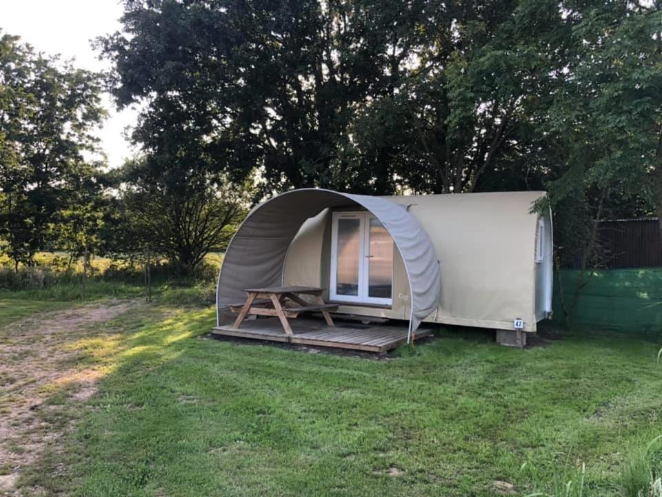 Camping Au Pre De L'Etang Sainte-Foy  Ngoại thất bức ảnh